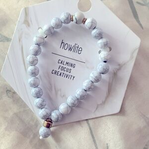 howlite bracelet🫧
